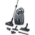 Aspirateur au format traineau associant l'entretien des sols au coloris gris et noir