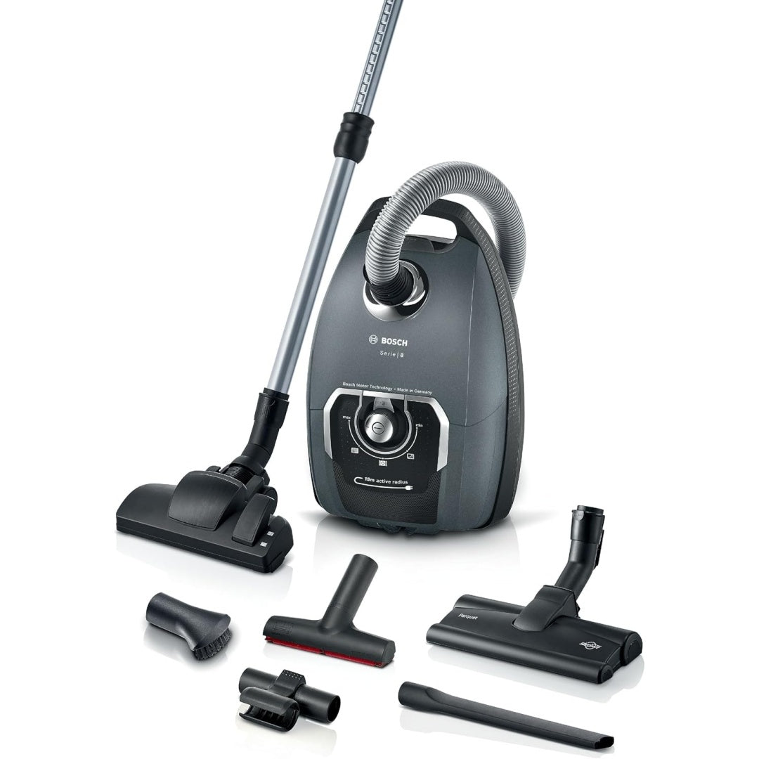Aspirateur au format traineau associant l'entretien des sols au coloris gris et noir