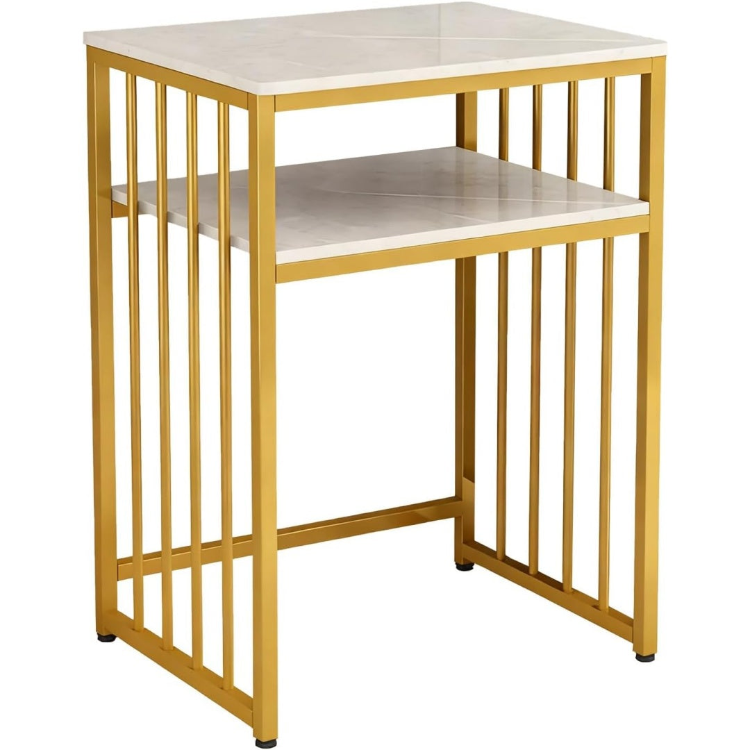 Meuble de rangement avec l'organisation des objets, coloris dore